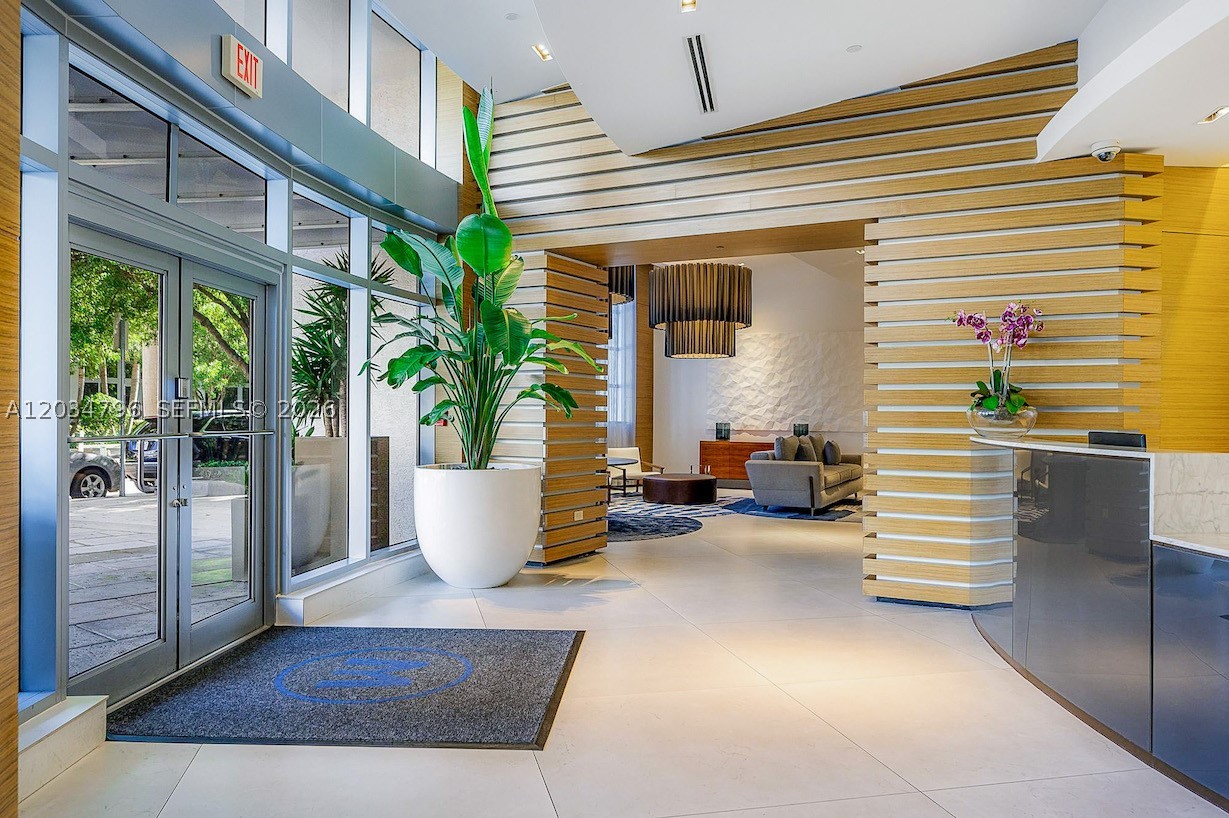 image 4 Midtown18