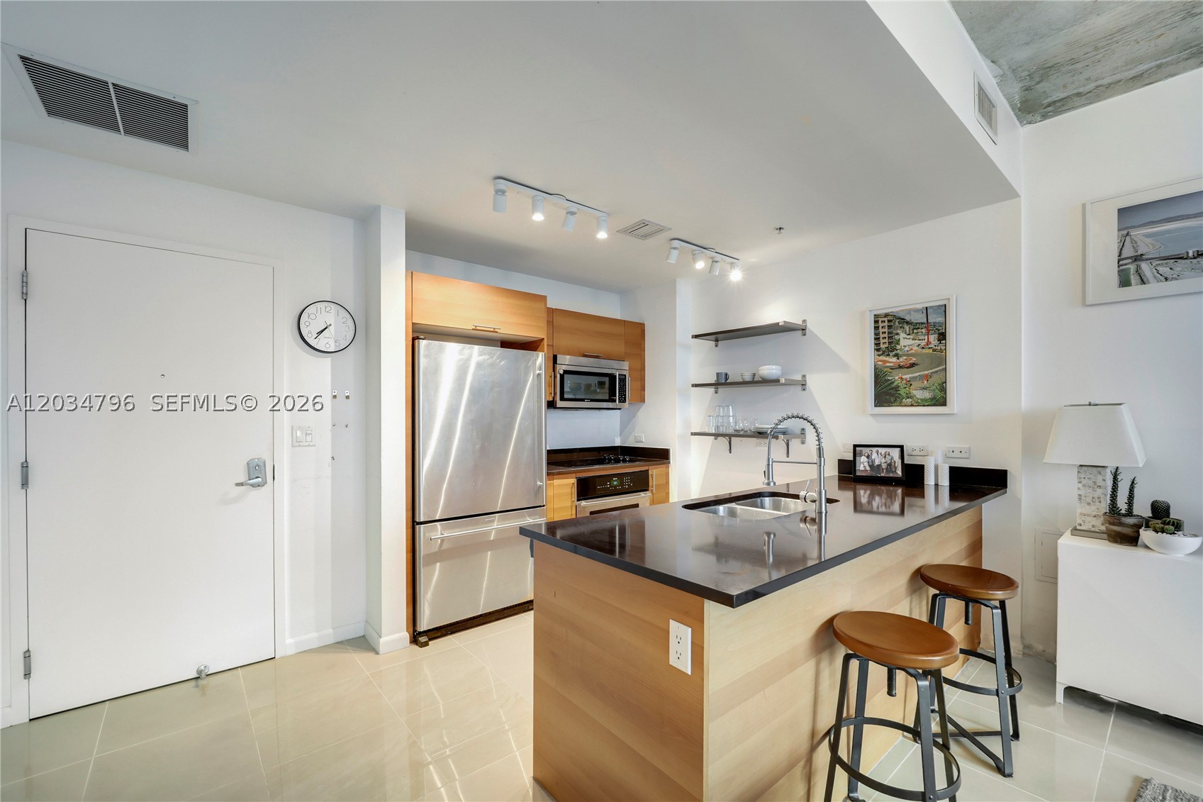 image 4 Midtown8