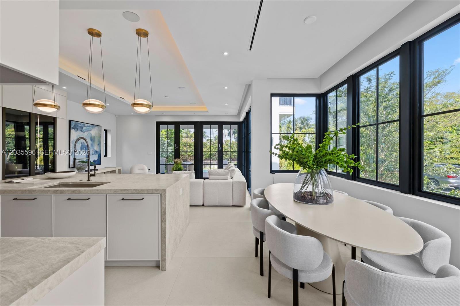5262 La Gorce Miami Beach, FL 33140