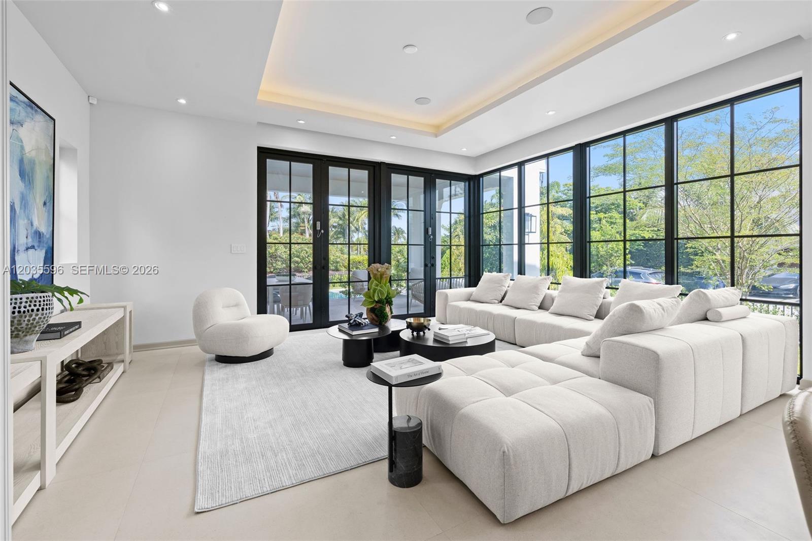 5262 La Gorce Miami Beach, FL 33140