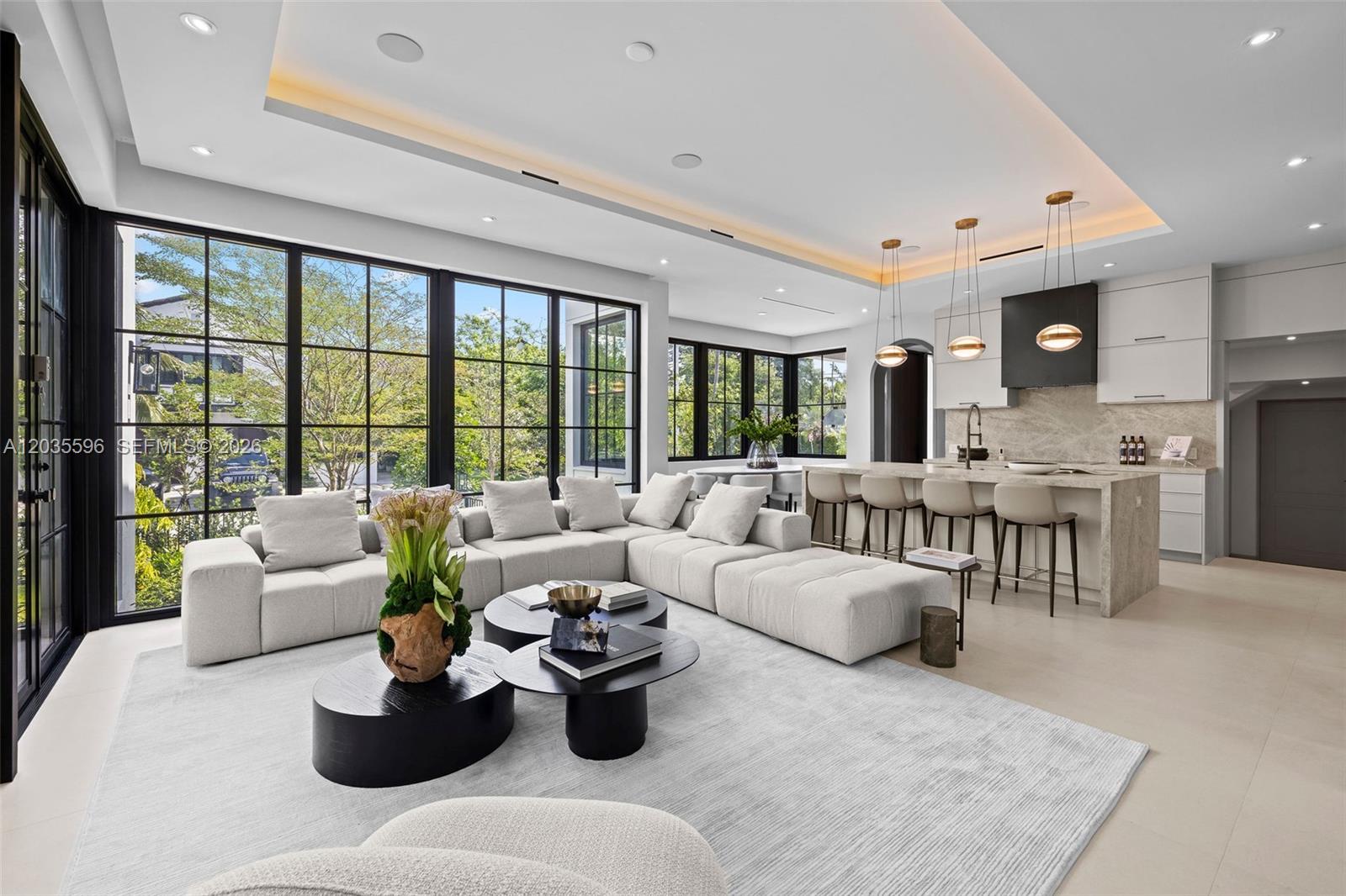 5262 La Gorce Miami Beach, FL 33140