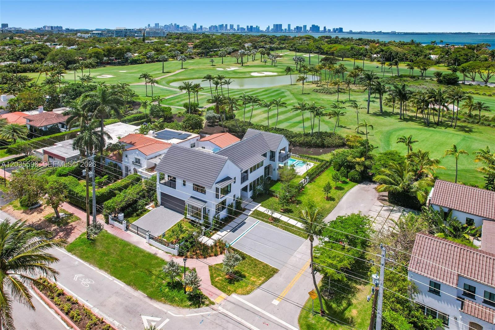 5262 La Gorce Miami Beach, FL 33140