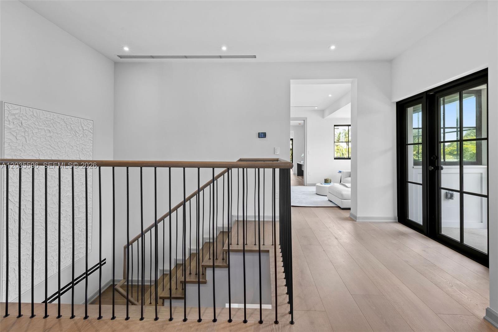 5262 La Gorce Miami Beach, FL 33140