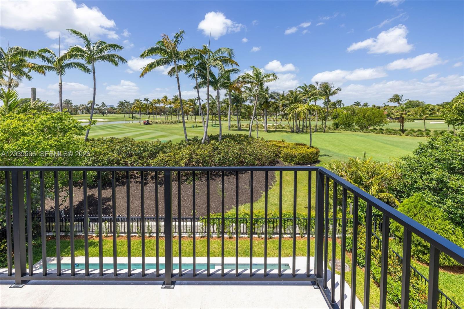 5262 La Gorce Miami Beach, FL 33140