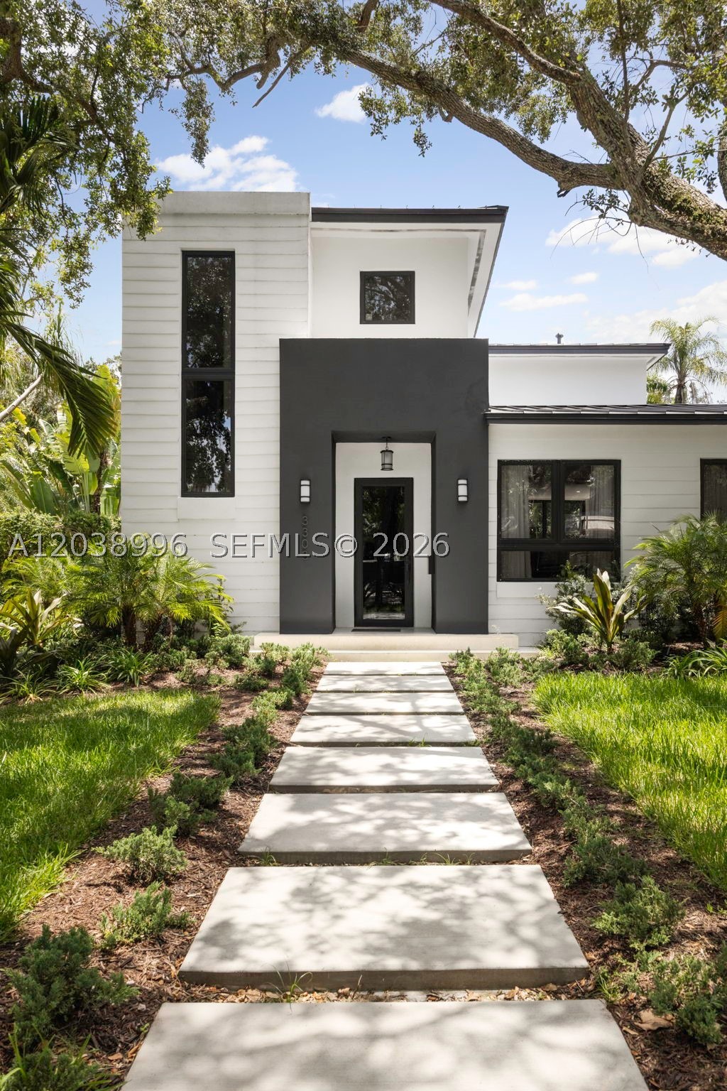 3303 Halissee St Coconut Grove, FL 33133