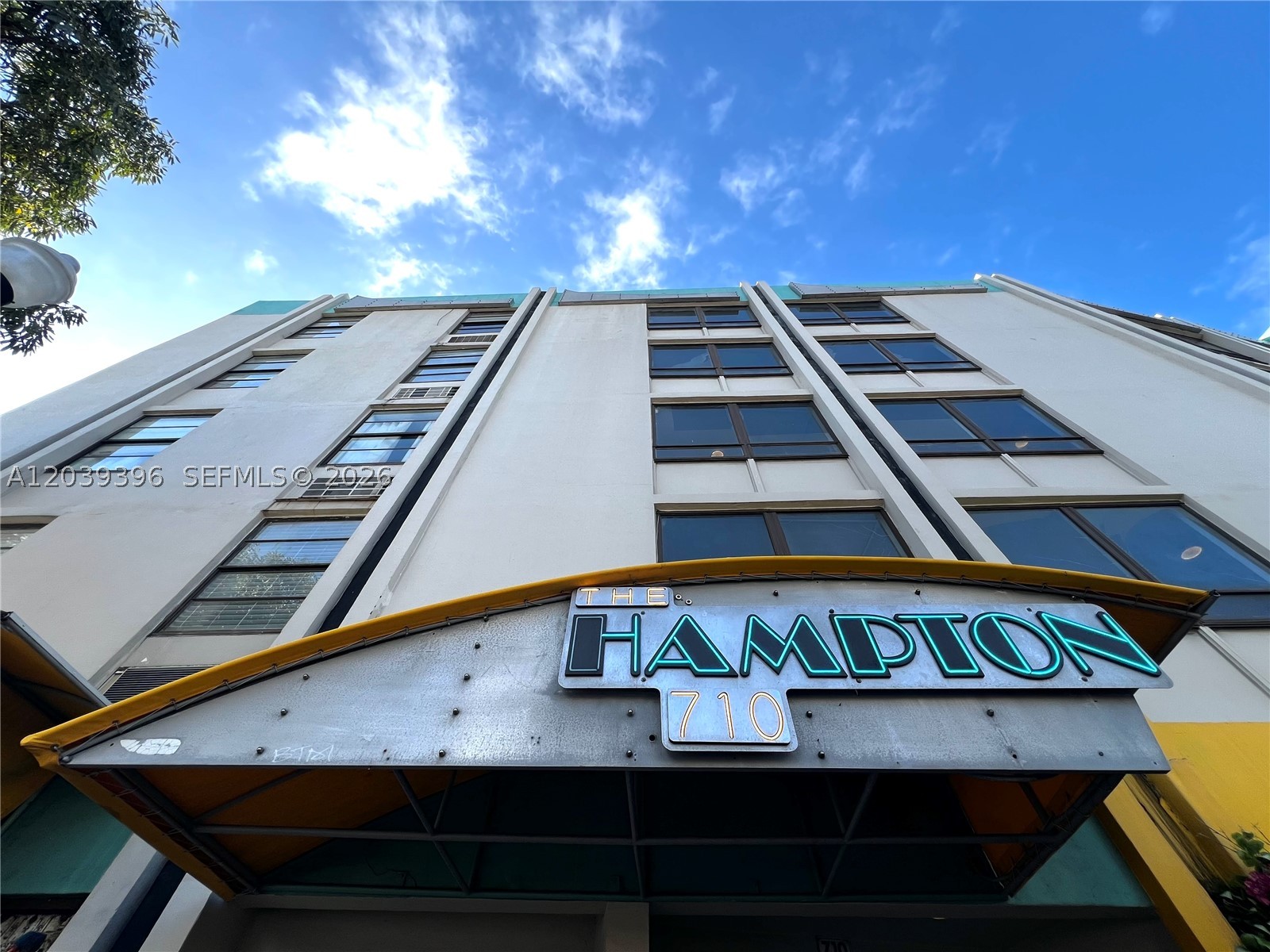 710 Washington Ave #319