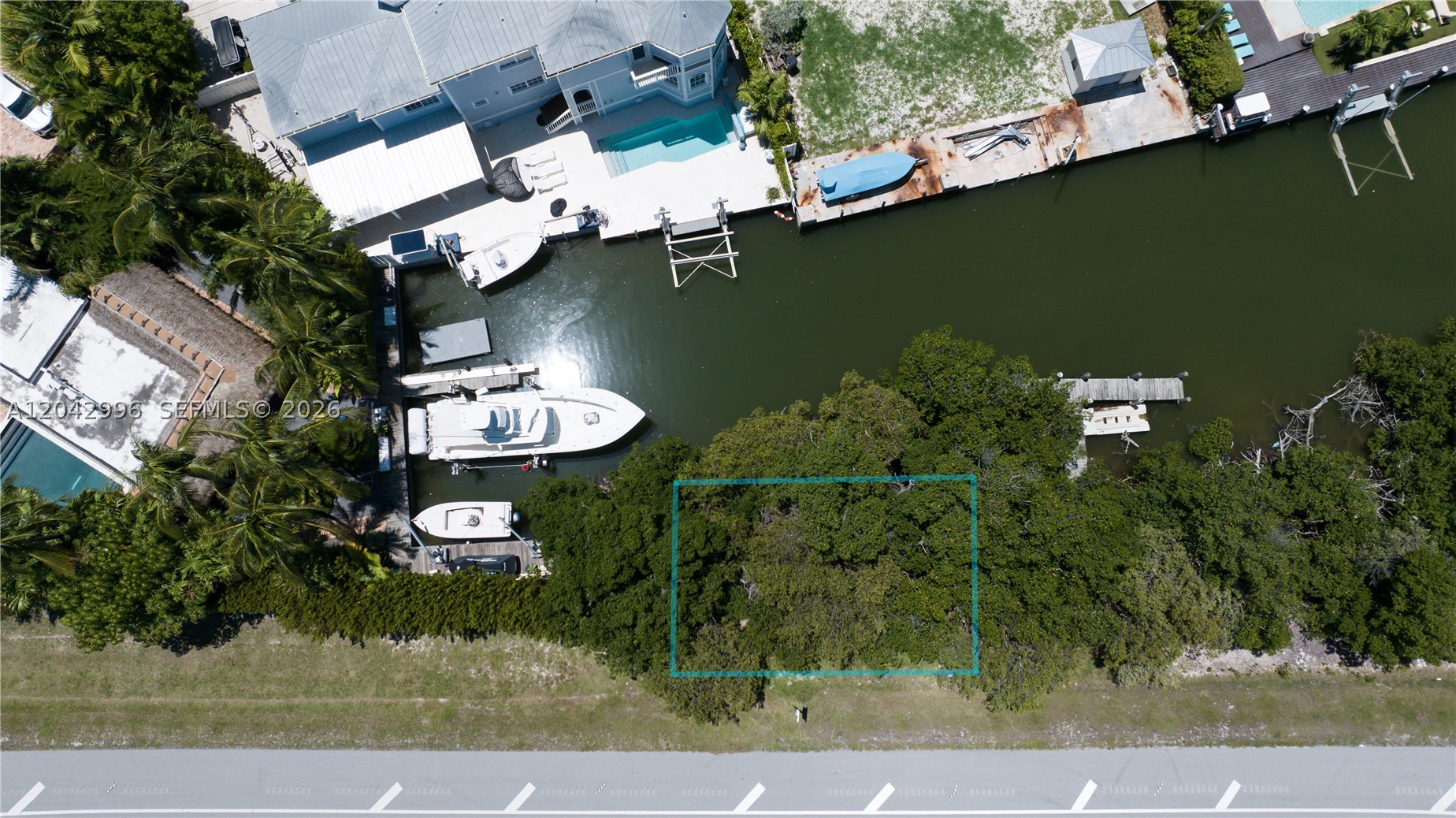 74051 Overseas Hwy Islamorada, FL 33036