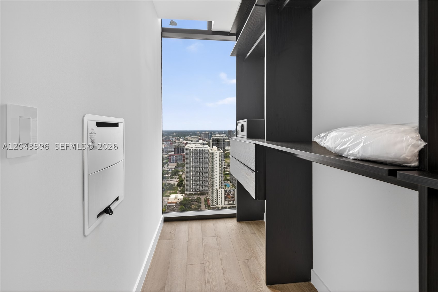 20 NE 11th #4702 Miami, FL 33132