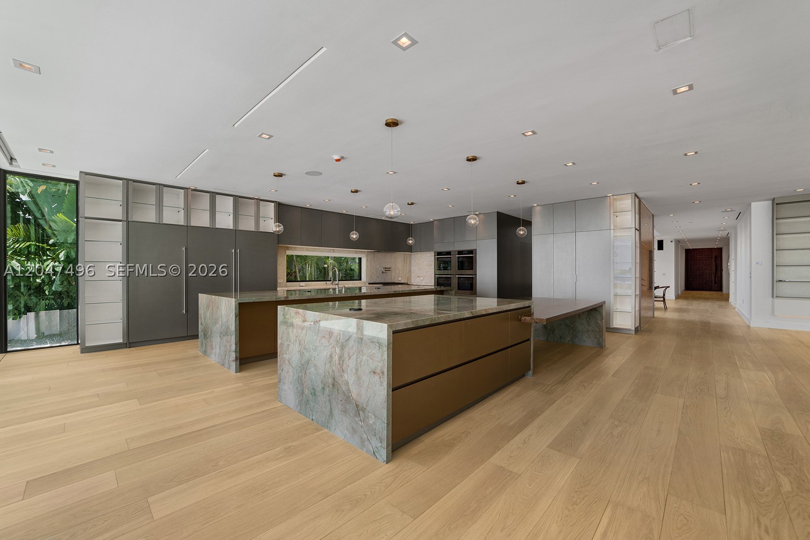 9720 W Broadview Dr Bay Harbor Islands, FL 33154