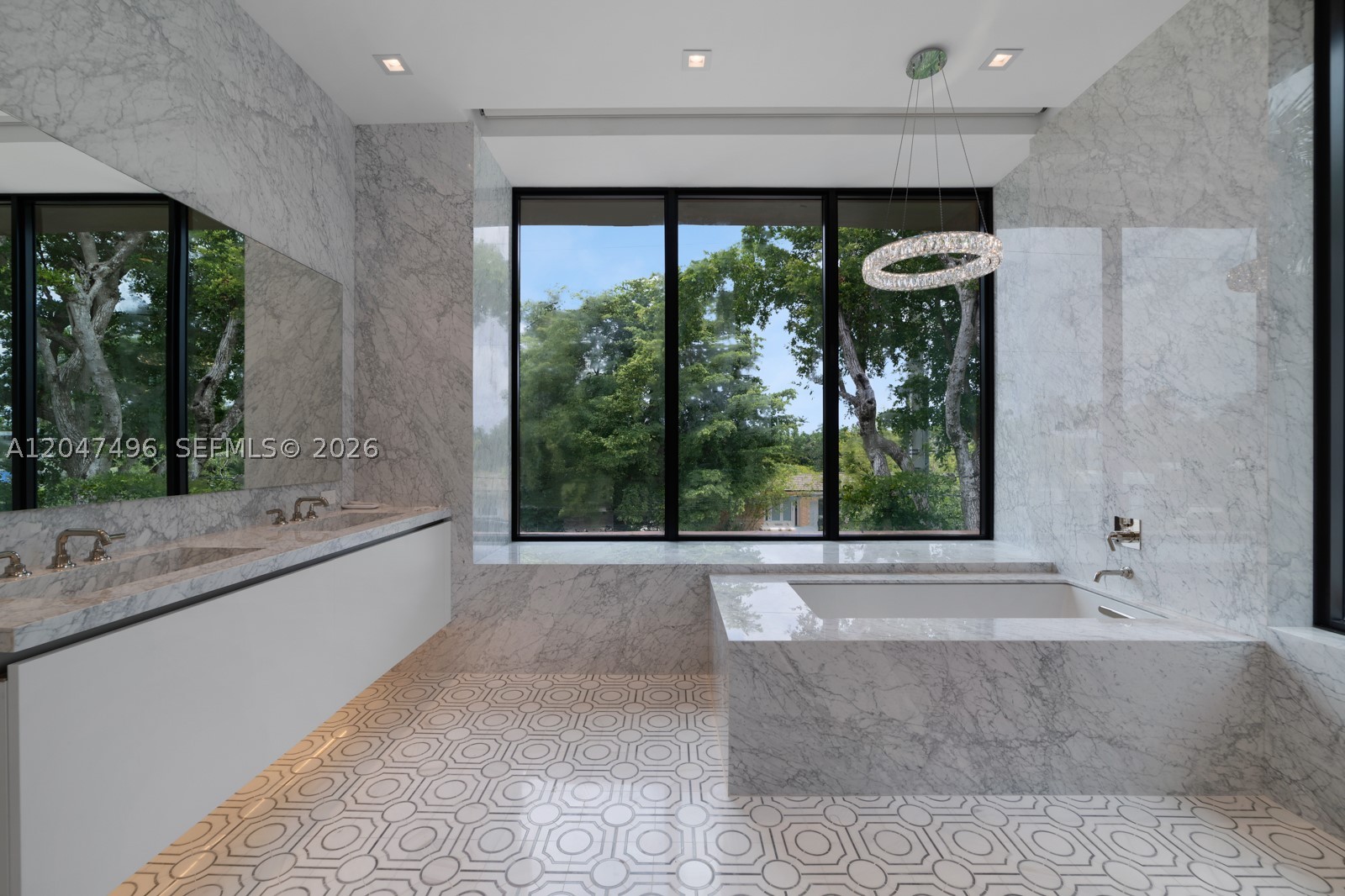 9720 W Broadview Dr Bay Harbor Islands, FL 33154