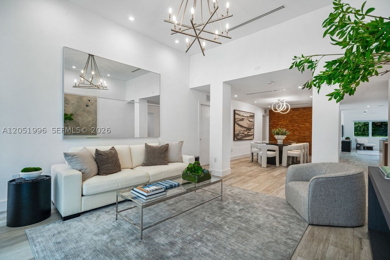 6370 SW 144th St Coral Gables, FL 33158