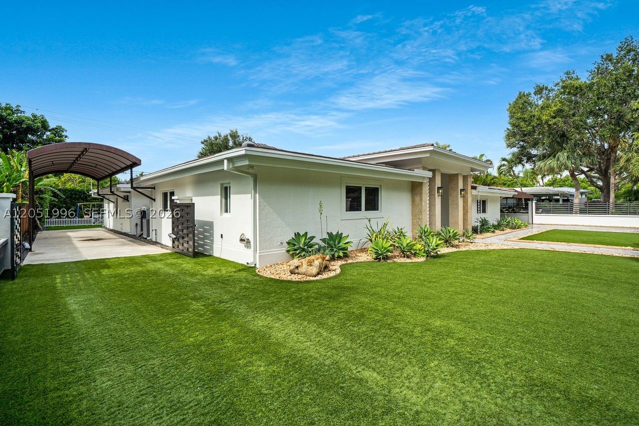 6370 SW 144th St Coral Gables, FL 33158