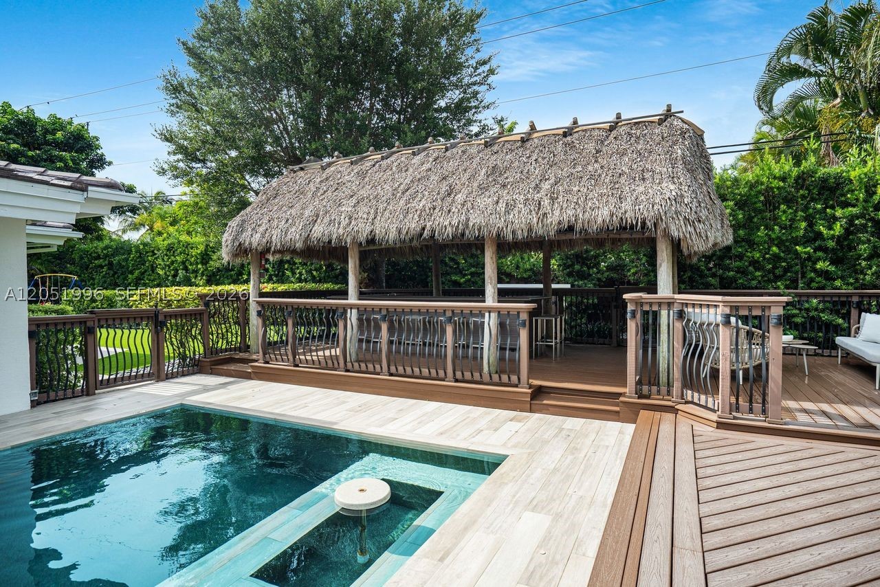 6370 SW 144th St Coral Gables, FL 33158