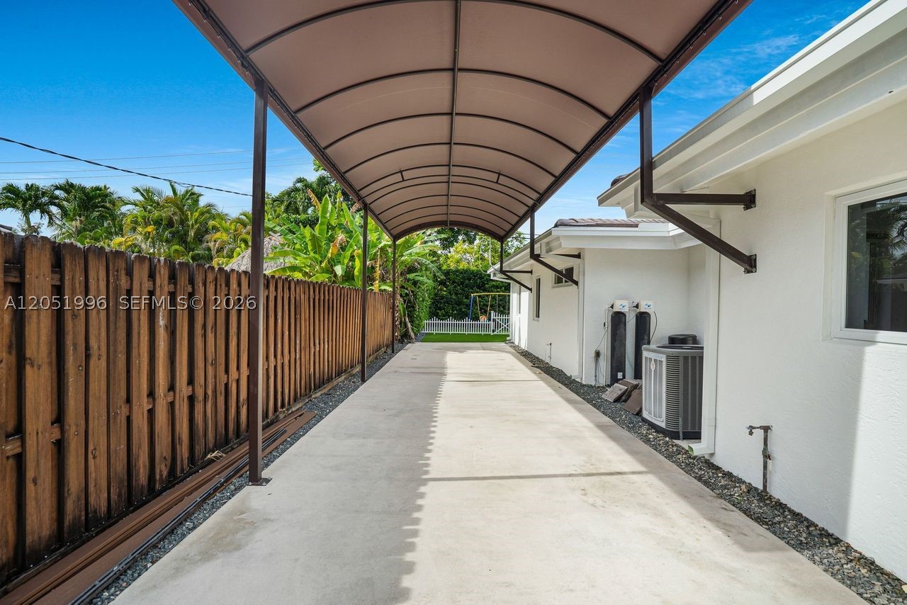 6370 SW 144th St Coral Gables, FL 33158