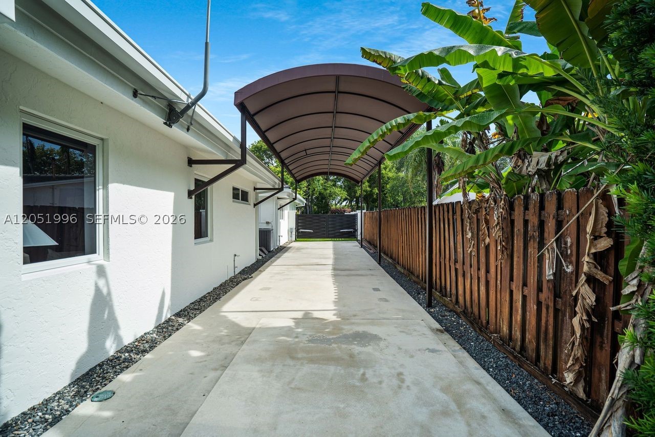 6370 SW 144th St Coral Gables, FL 33158