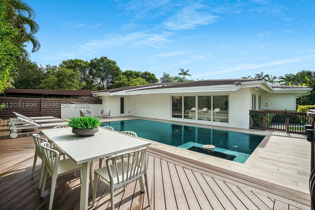 6370 SW 144th St Coral Gables, FL 33158