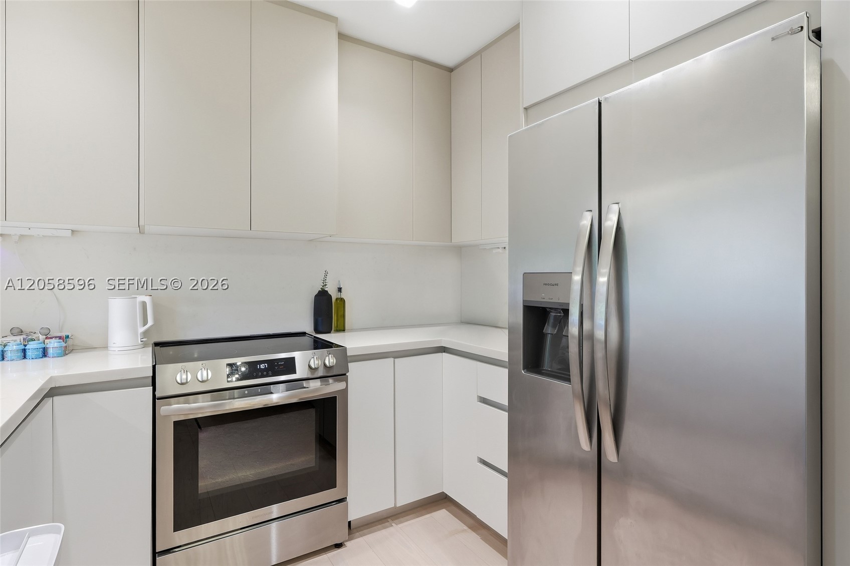 6321 SW 21st St Miami, FL 33155