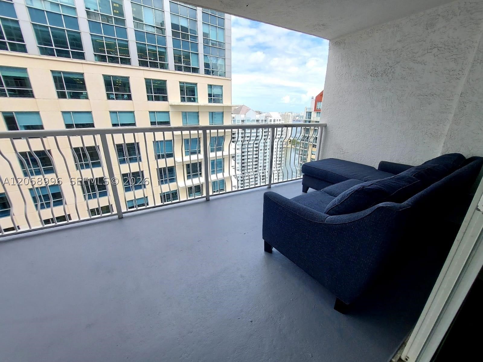 image The Club at Brickell Bay9