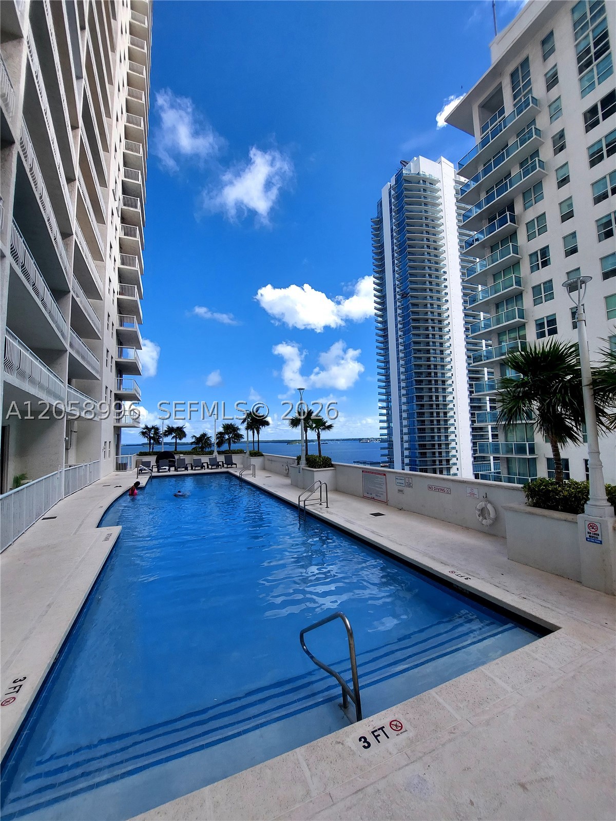 image The Club at Brickell Bay16