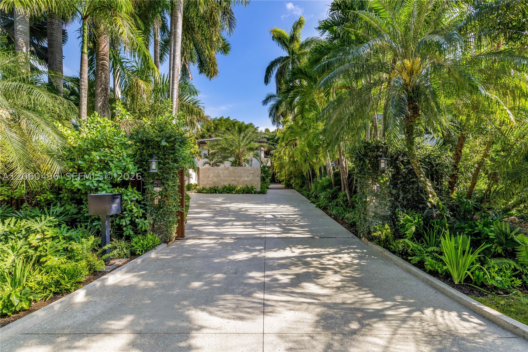 3600 Stewart Ave Miami, FL 33133