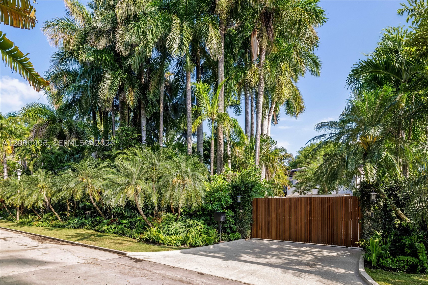 3600 Stewart Ave Miami, FL 33133