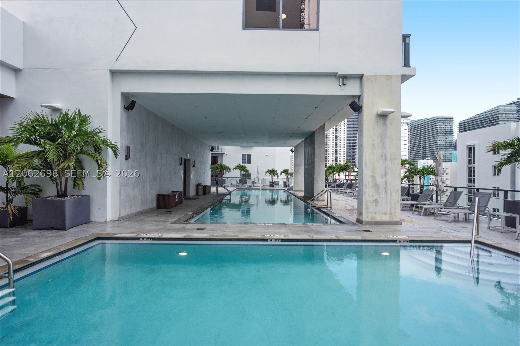229 SW 9th St #405 Miami, FL 33130