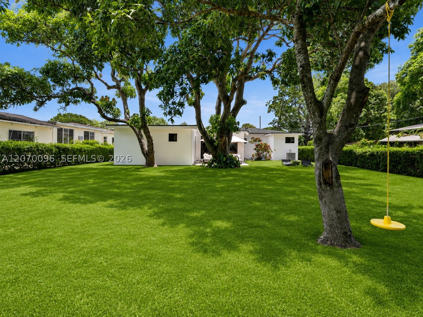 14324 Garden Dr Miami, FL 33168