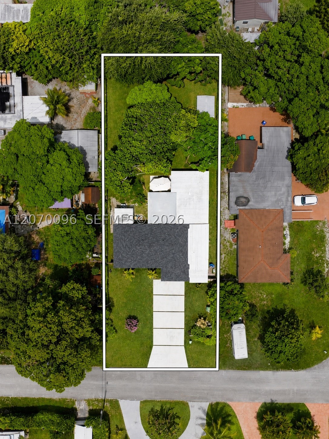 14324 Garden Dr Miami, FL 33168