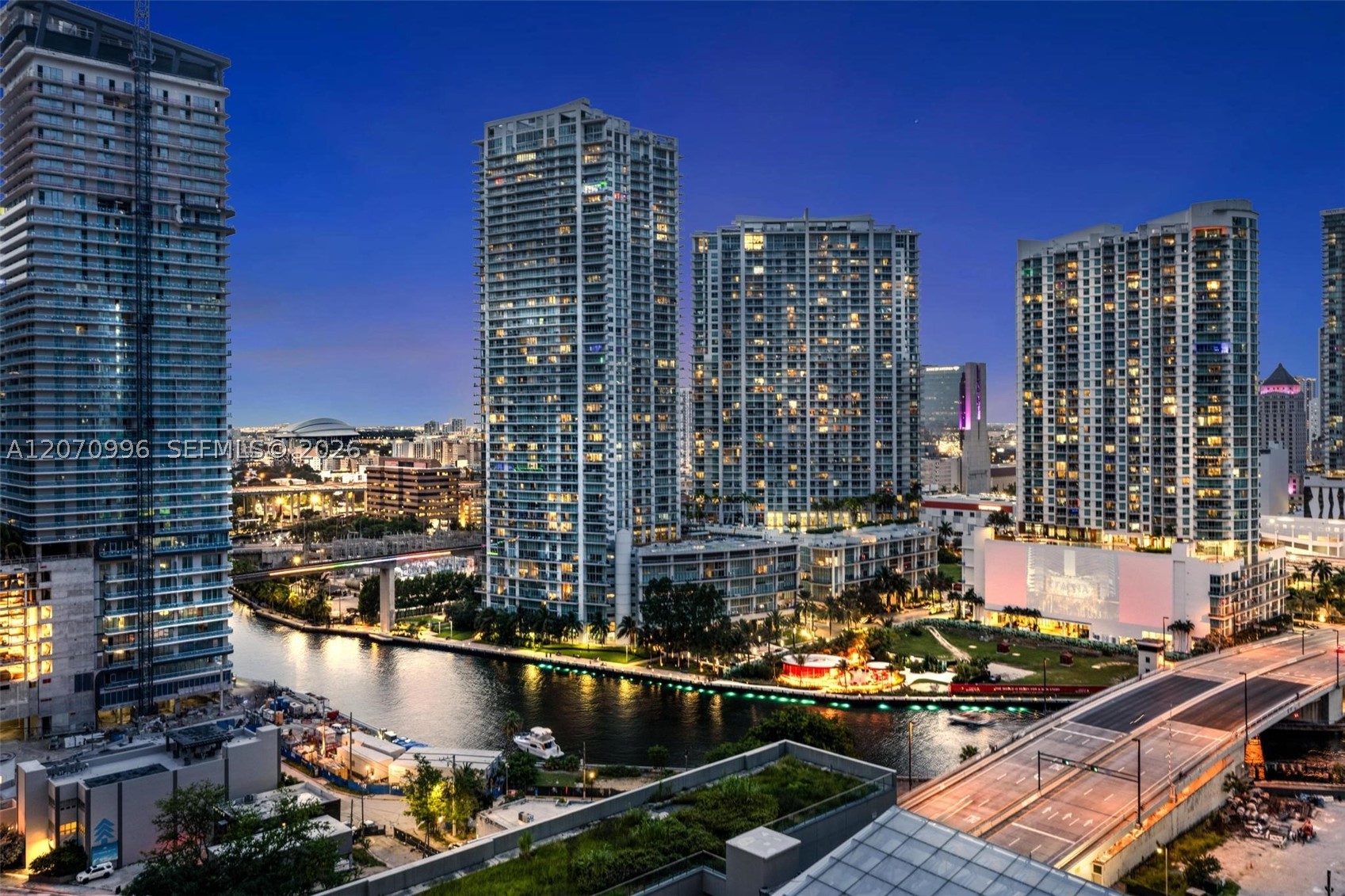 68 SE 6th St #1702 Miami, FL 33131