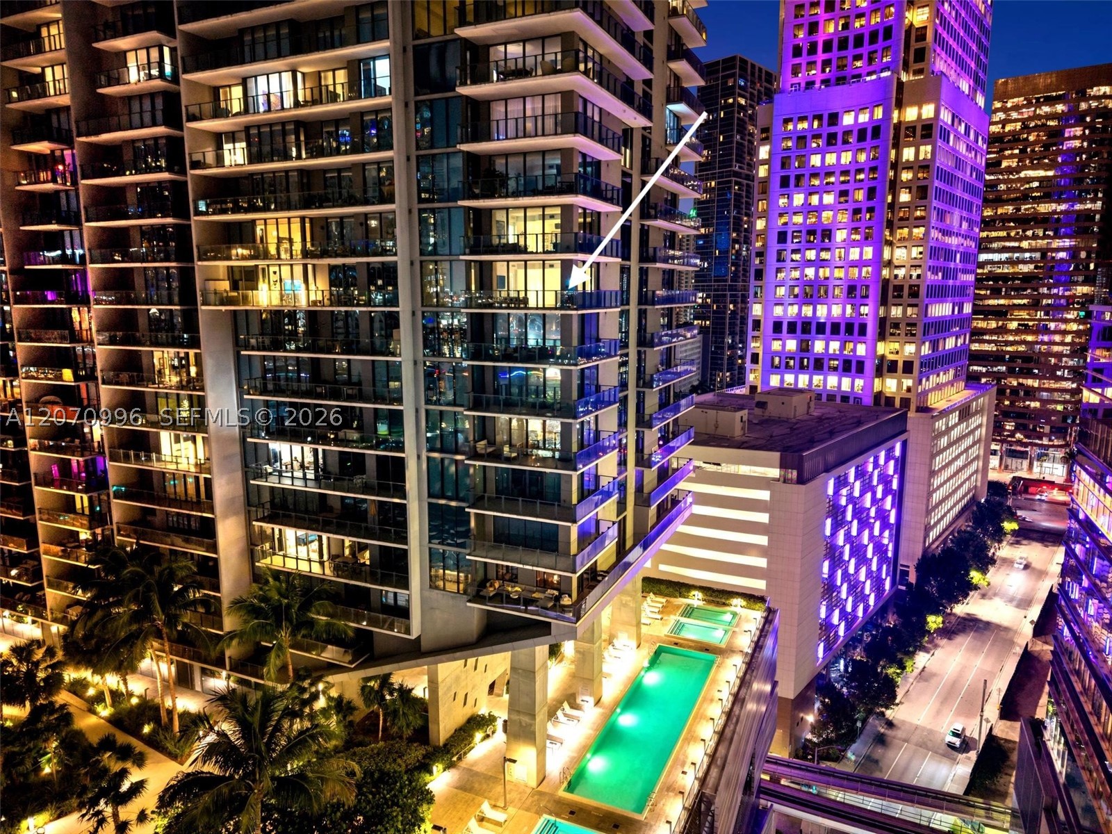 68 SE 6th St #1702 Miami, FL 33131