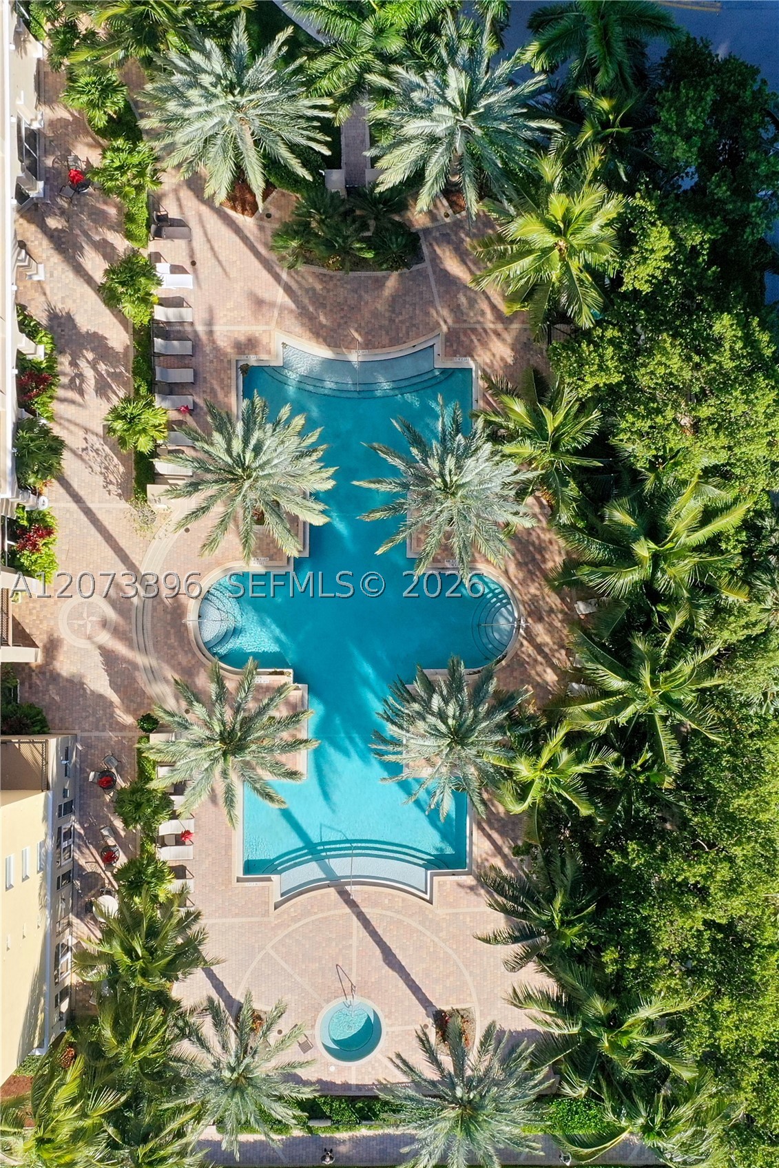 image Porto Bellagio Condo34