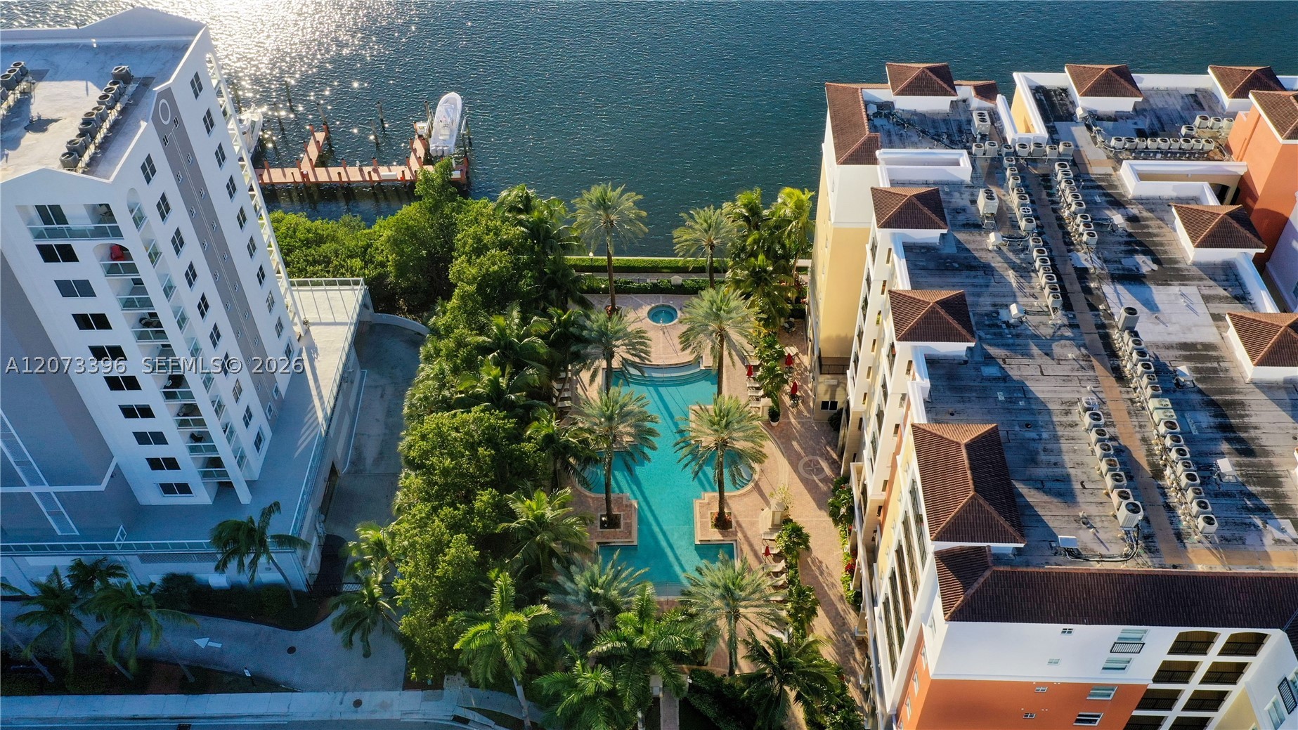 image Porto Bellagio Condo39