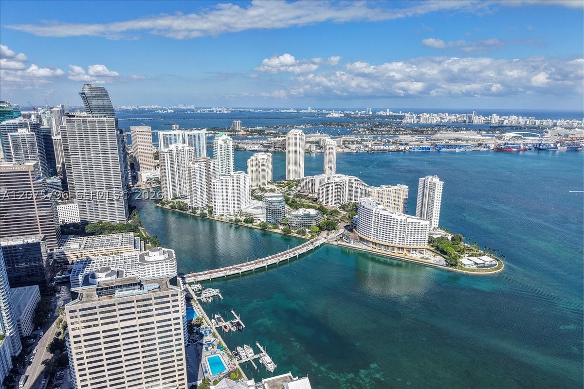 1300 S Miami Ave #UPH4 Miami, FL 33130