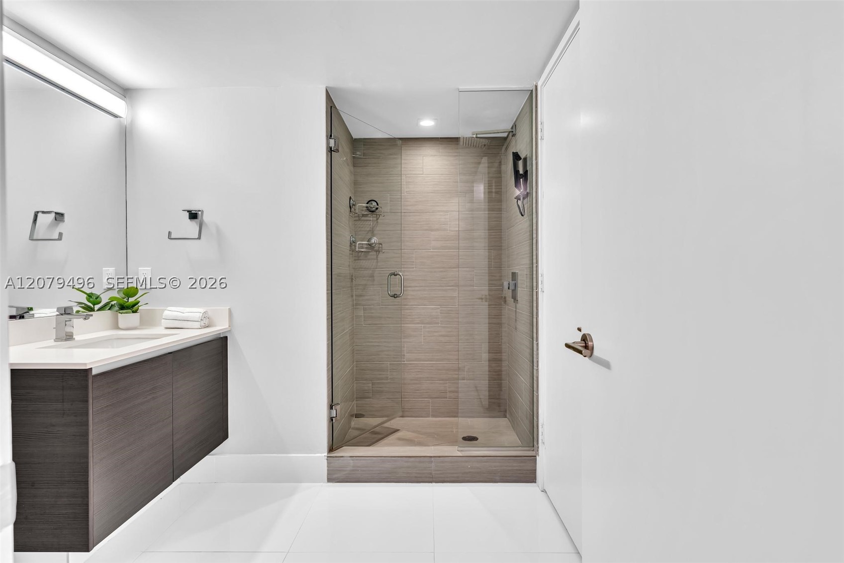 300 Sunny Isles Blvd #4-805 Sunny Isles Beach, FL 33160
