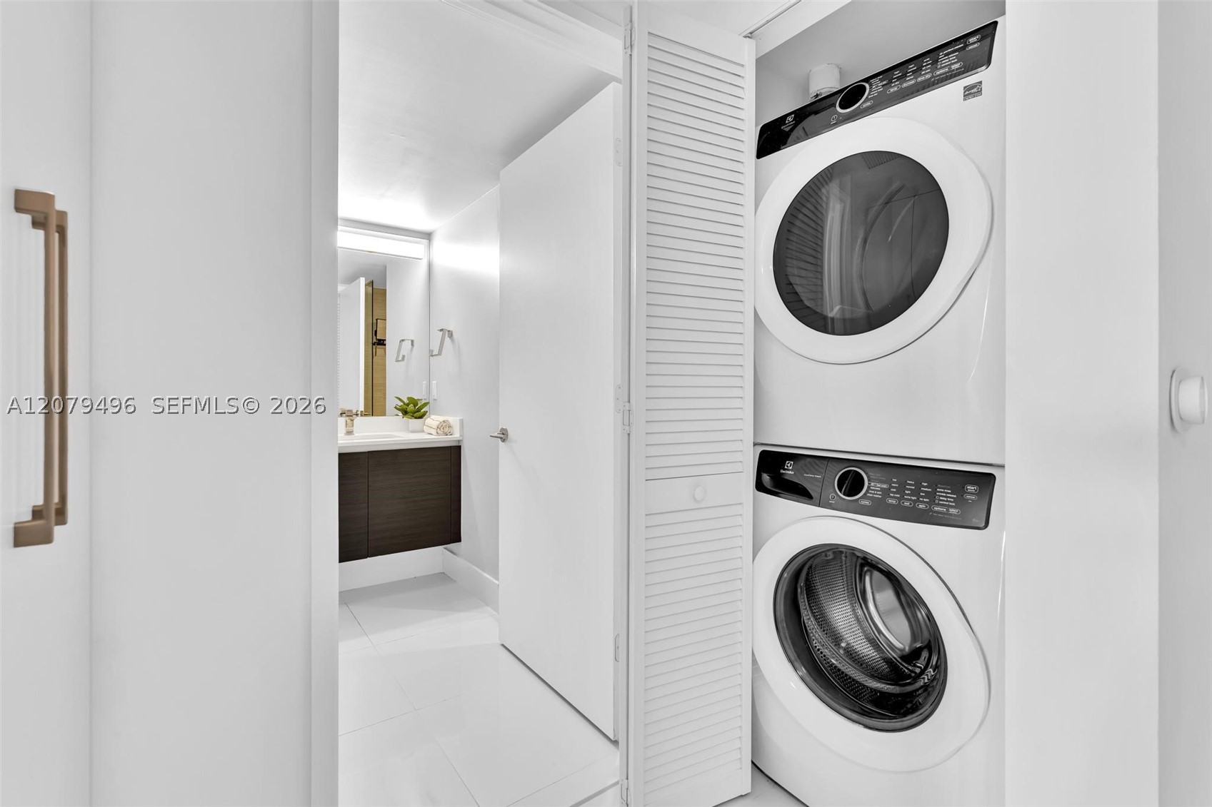 300 Sunny Isles Blvd #4-805 Sunny Isles Beach, FL 33160