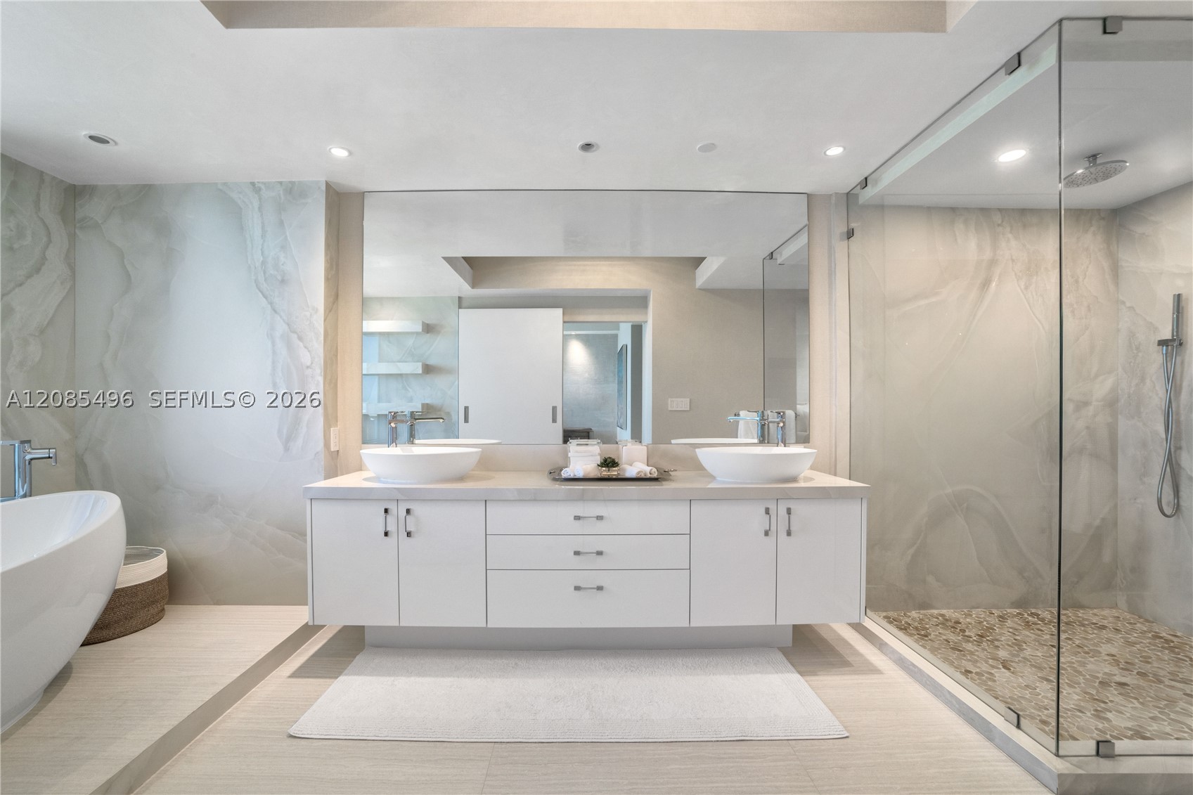 image Acqualina Residences15