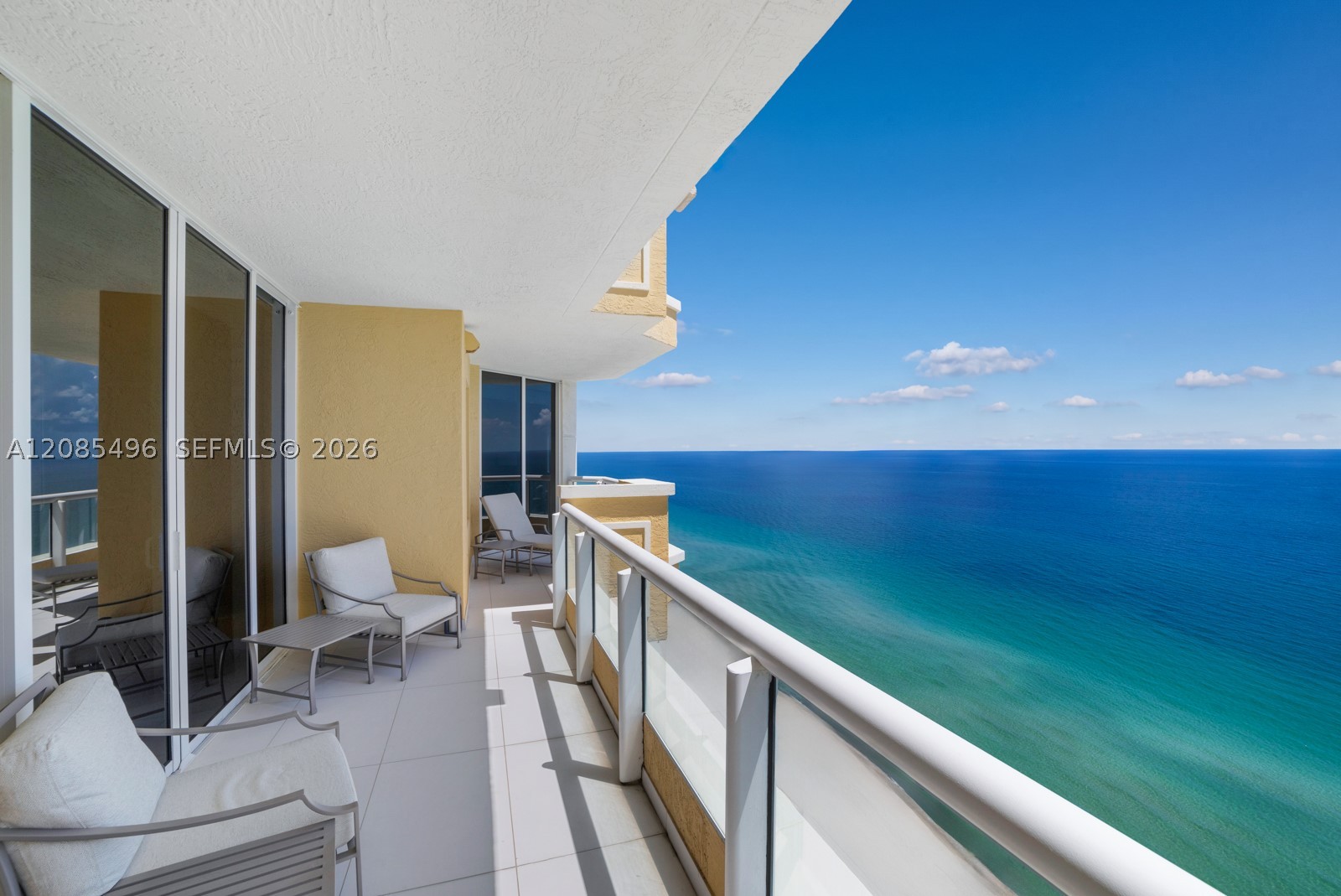 image Acqualina Residences30