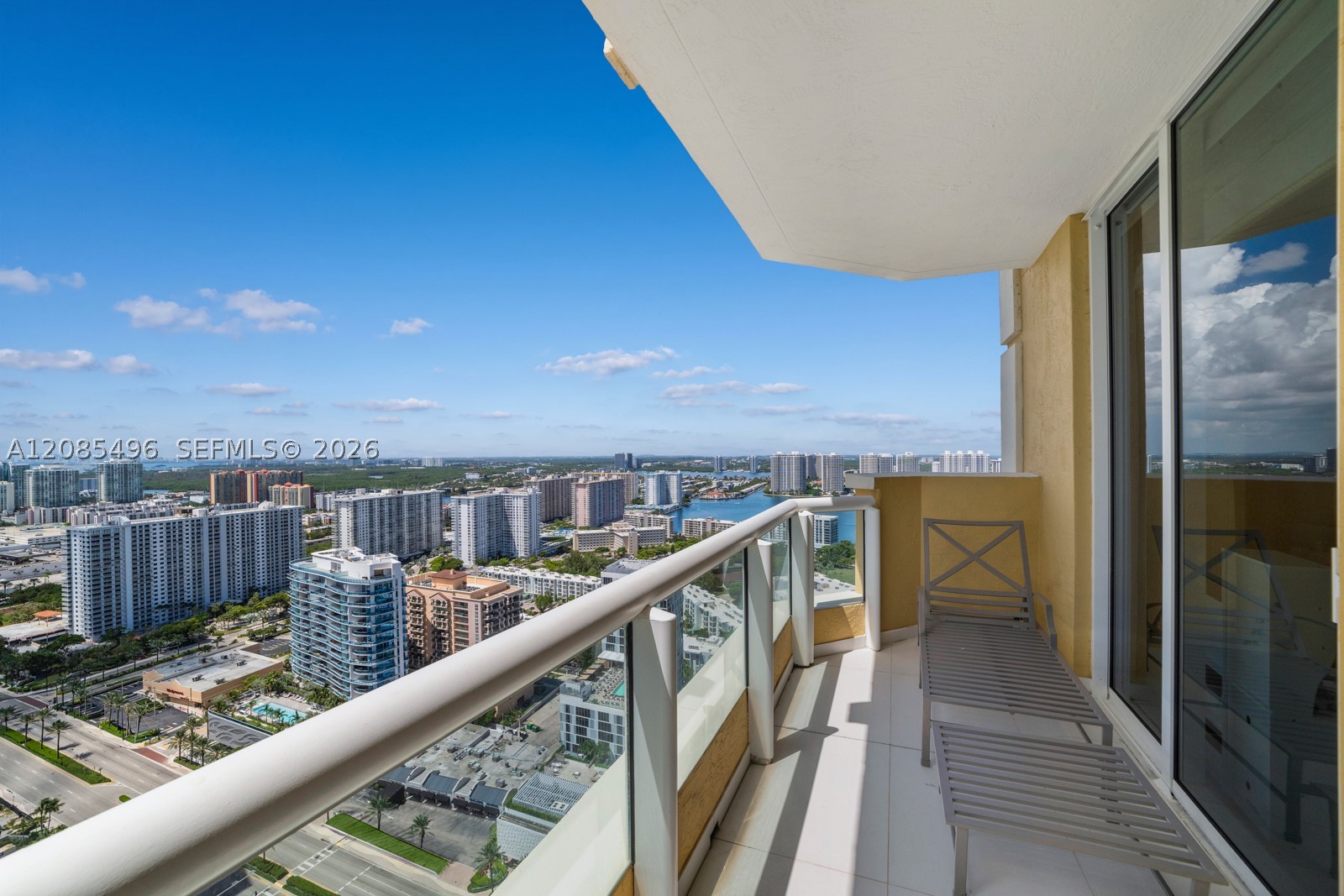 image Acqualina Residences35