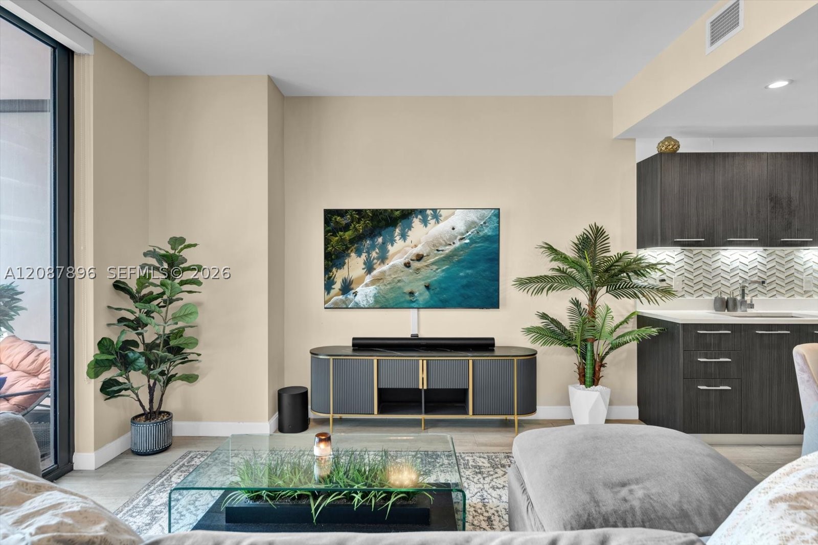 image Brickell Heights East18