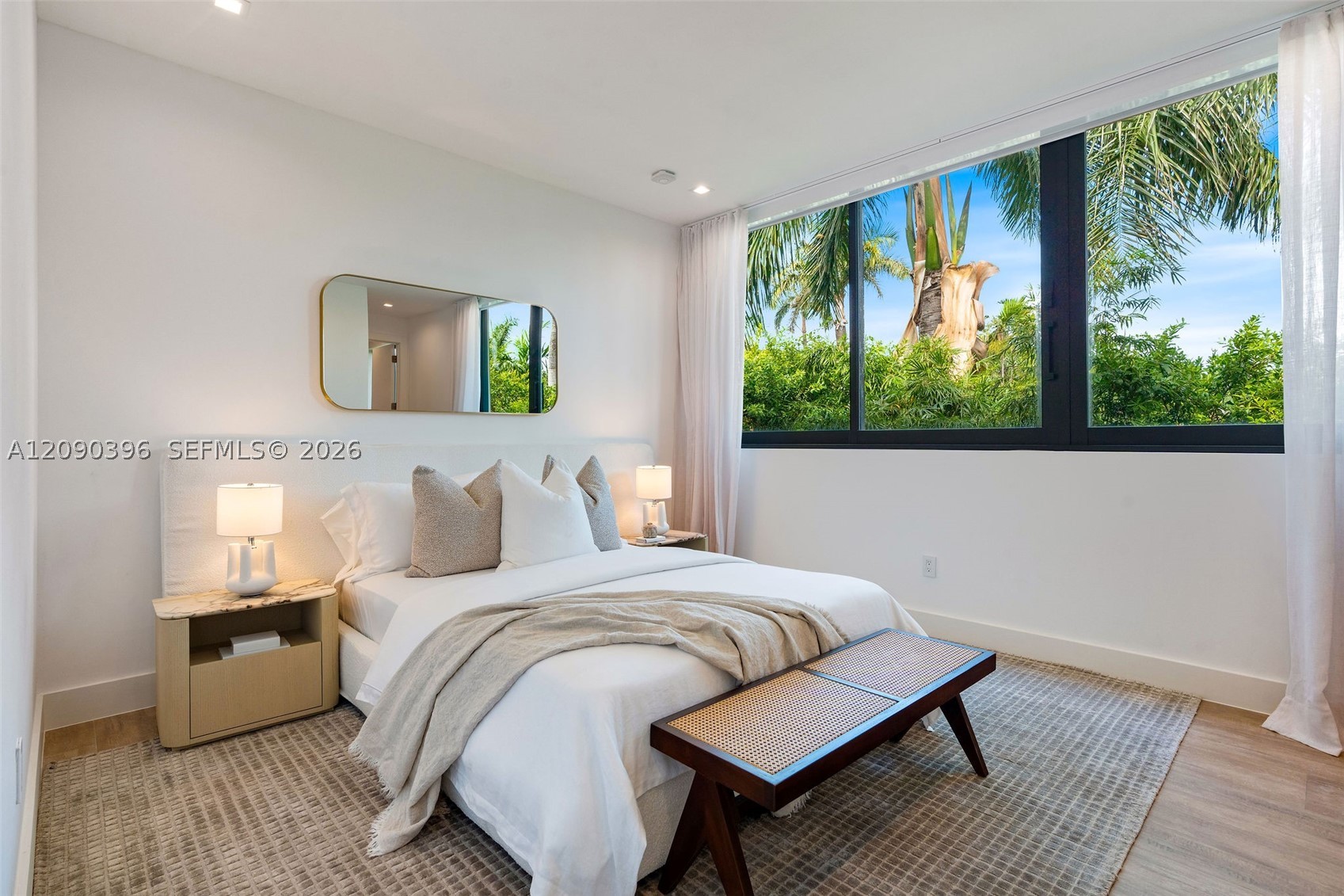 5701 N Bay Rd Miami Beach, FL 33140