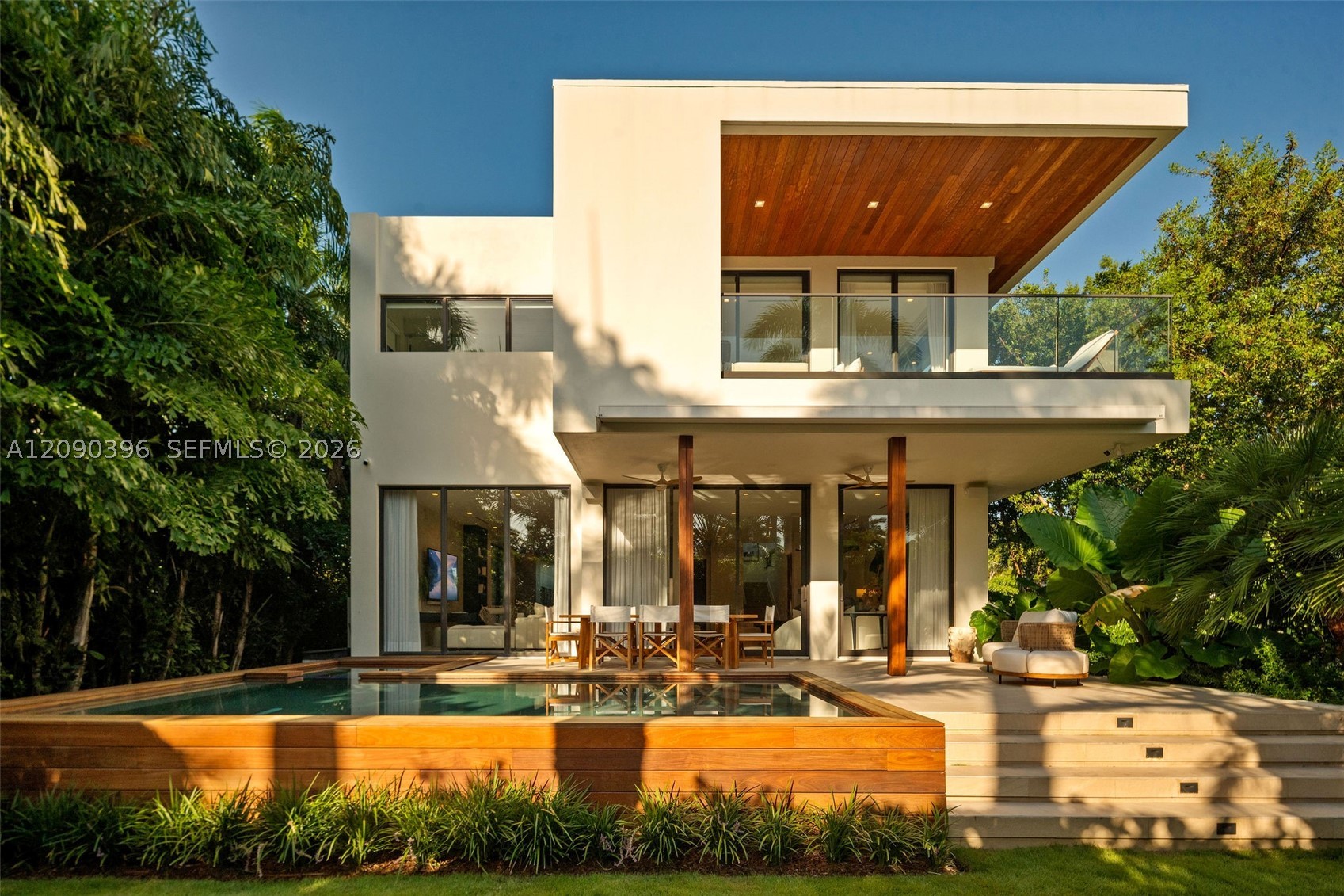 5701 N Bay Rd Miami Beach, FL 33140