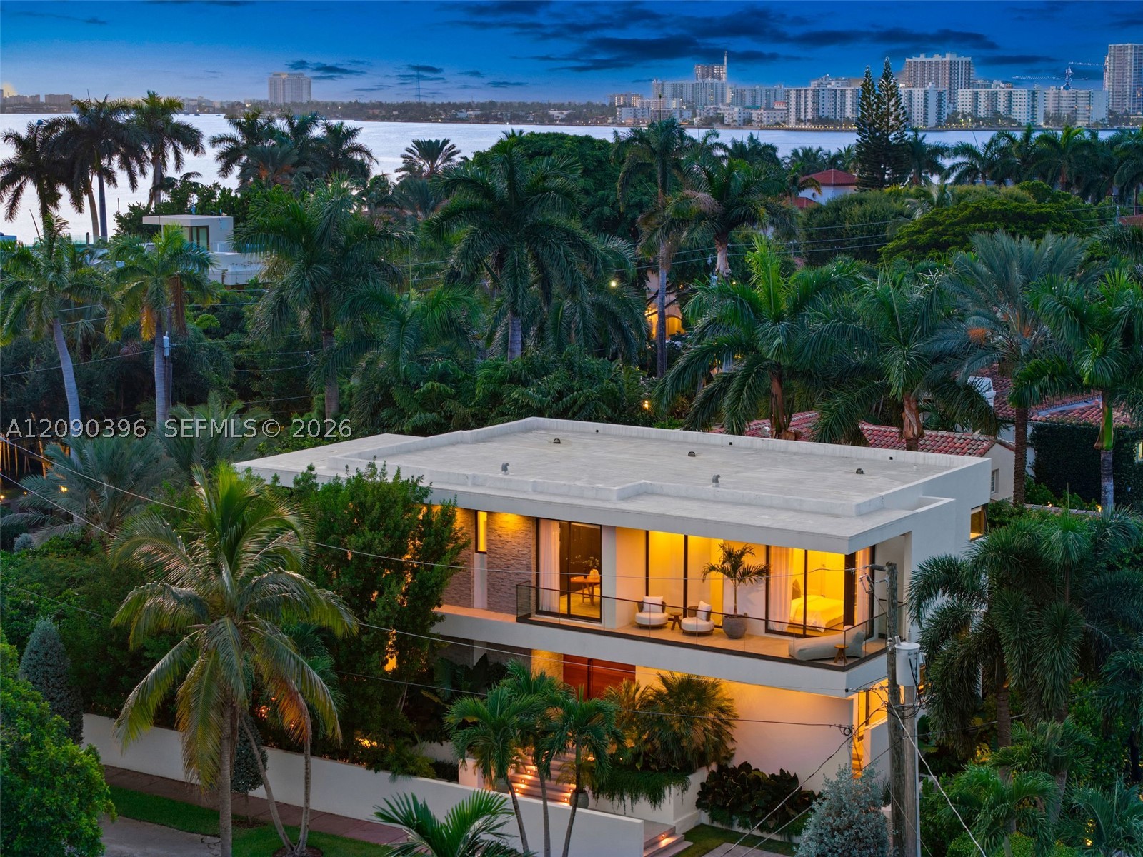 5701 N Bay Rd Miami Beach, FL 33140