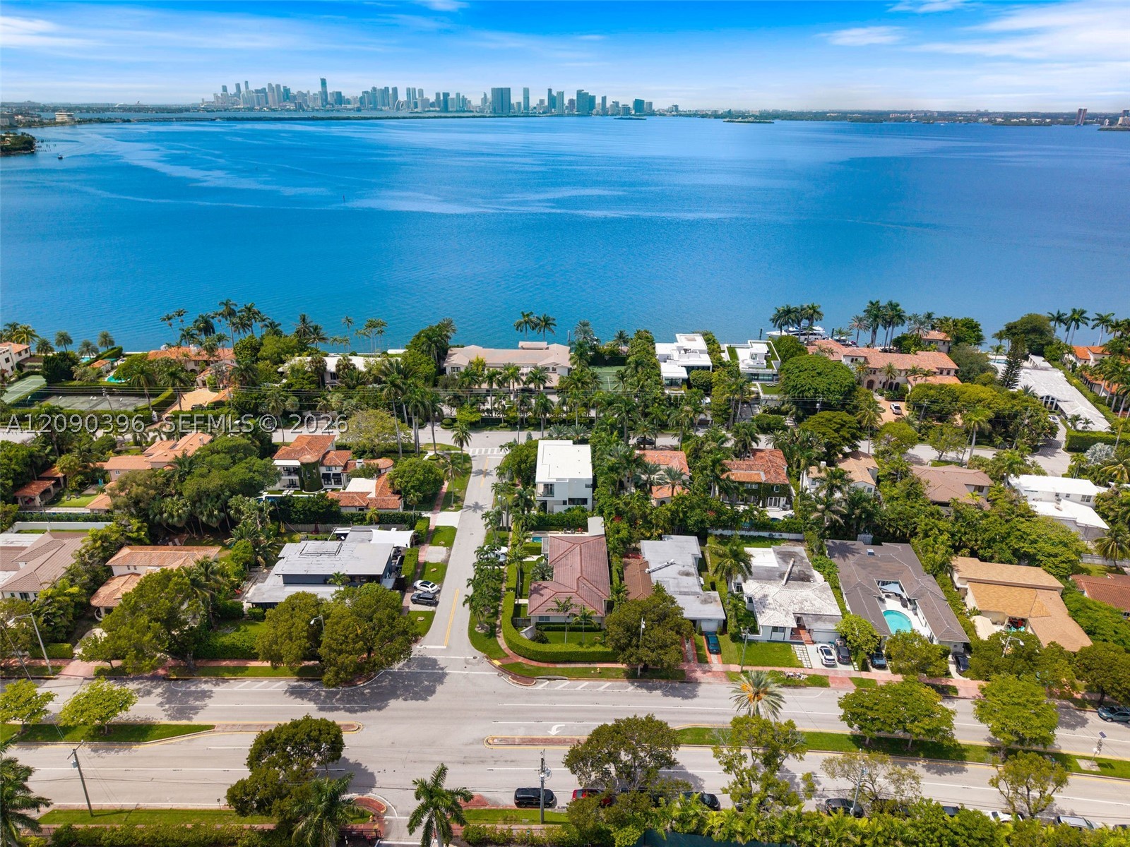 5701 N Bay Rd Miami Beach, FL 33140