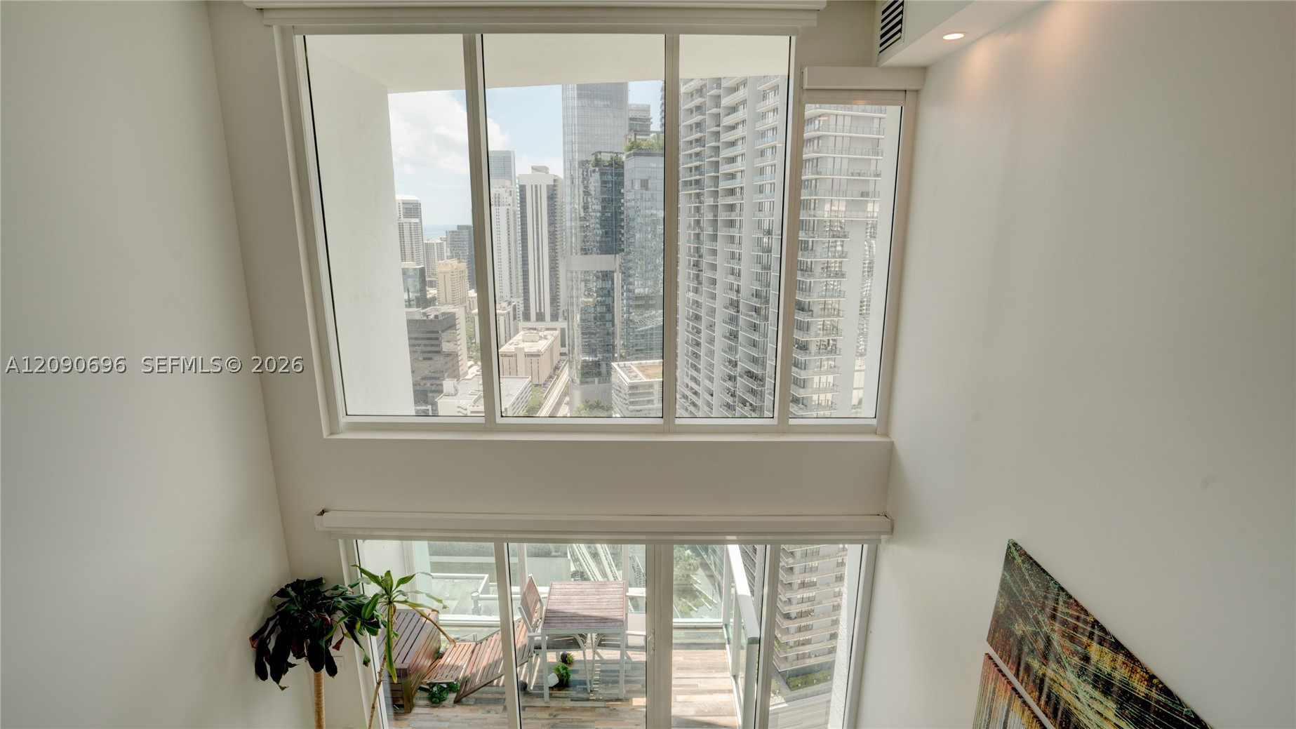 image Brickell on the River South14