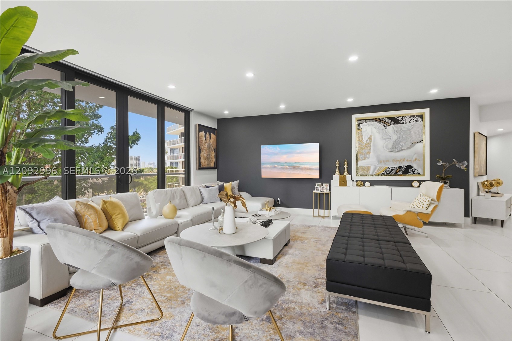 20281 E Country Clb Dr #307 Aventura, FL 33180