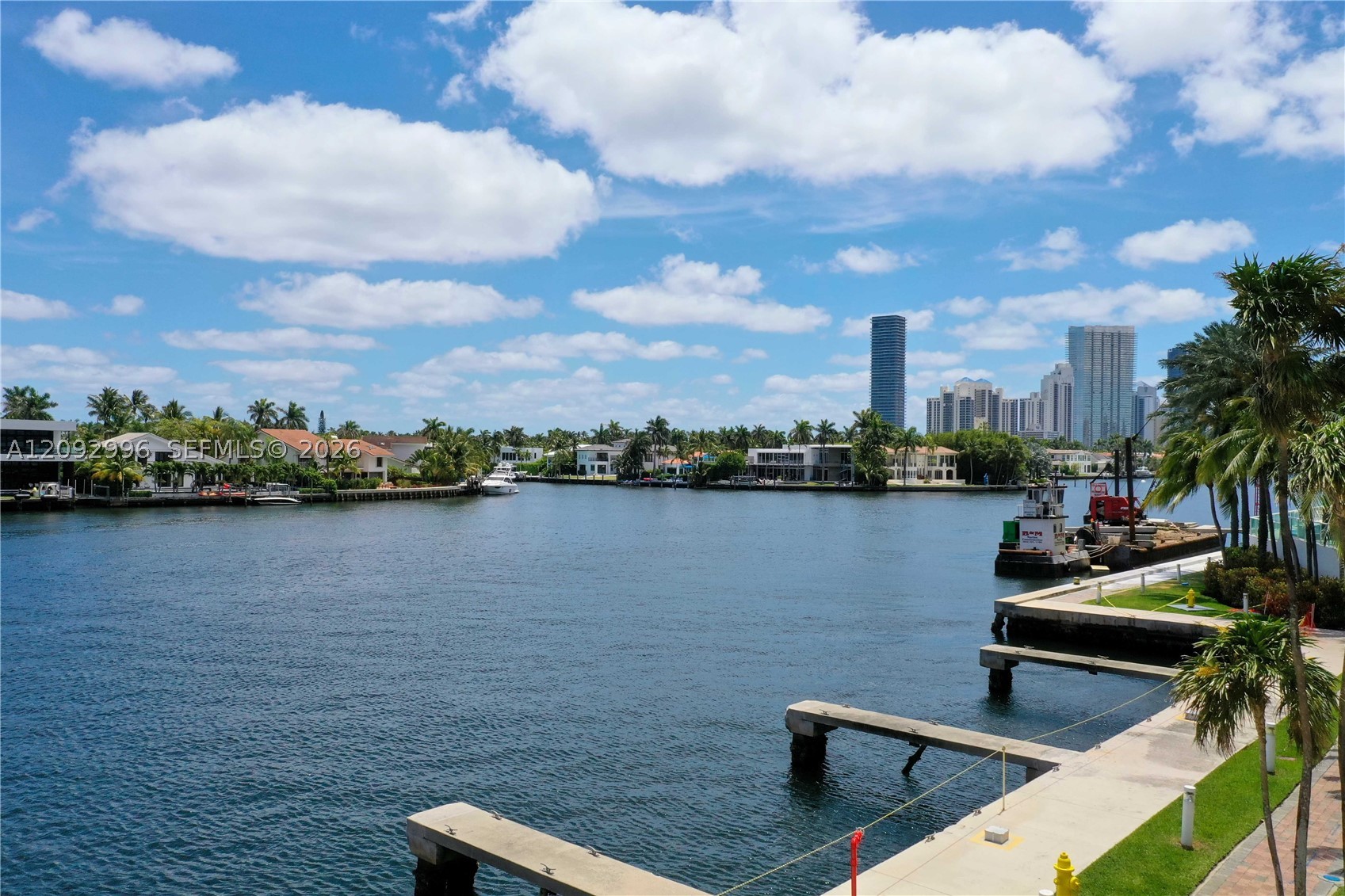 20281 E Country Clb Dr #307 Aventura, FL 33180