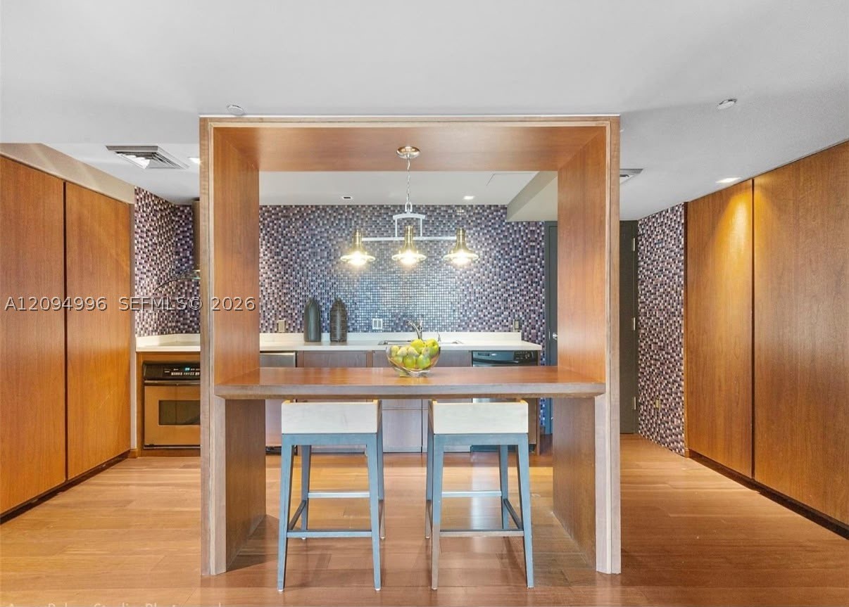 325 S Biscayne Blvd #2722 Miami, FL 33131