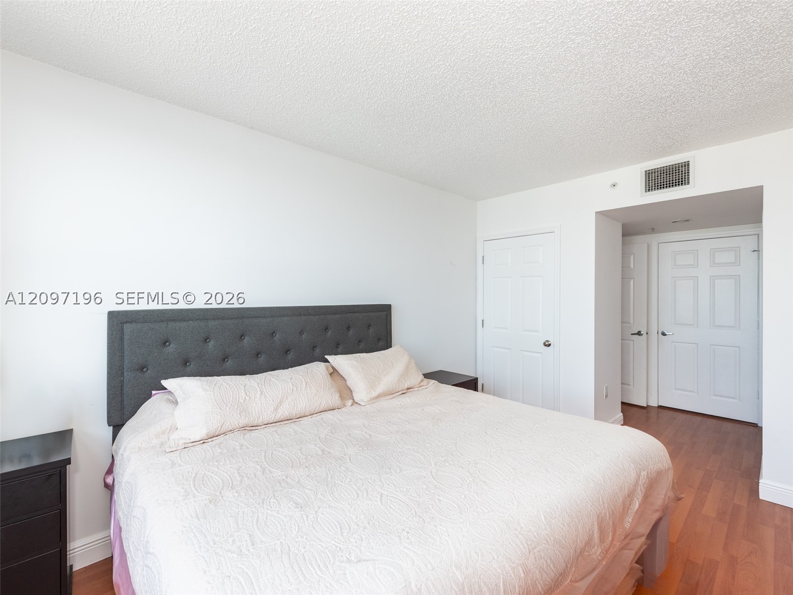 image The Mark on Brickell15