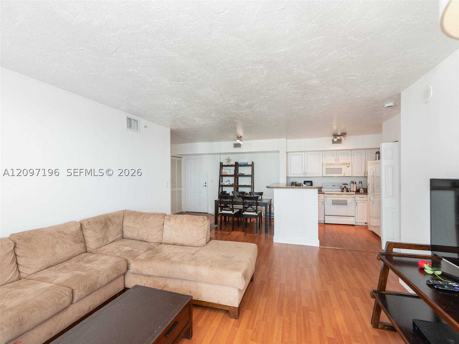image The Mark on Brickell8