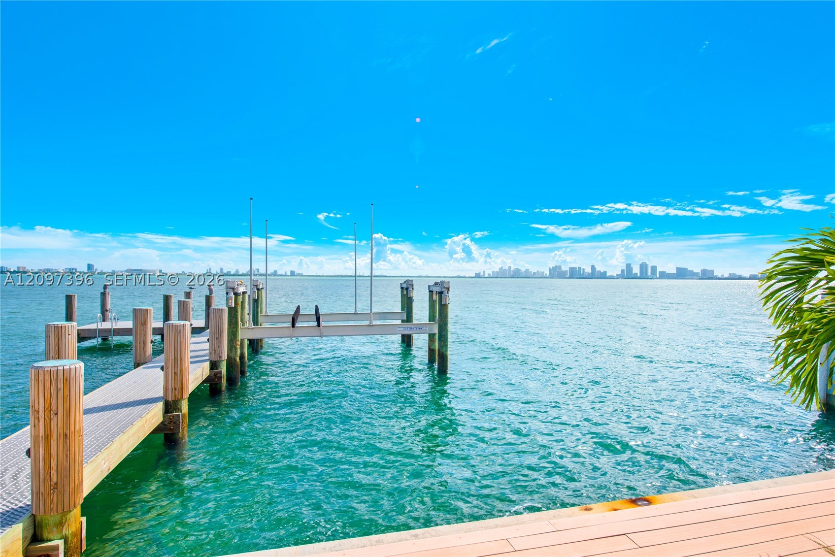 1580 S Treasure Dr North Bay Village, FL 33141